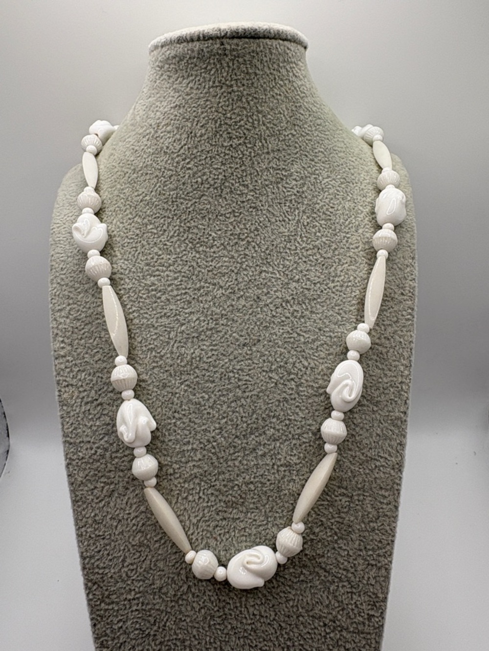 Vintage White Milk Glass Sculpted Bead Strand Necklace 25”